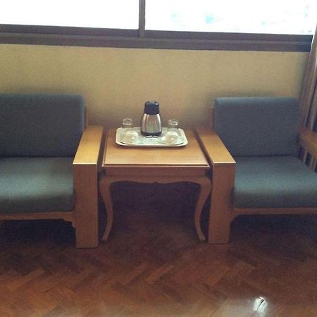 Yuzana Hotel Янгон Экстерьер фото